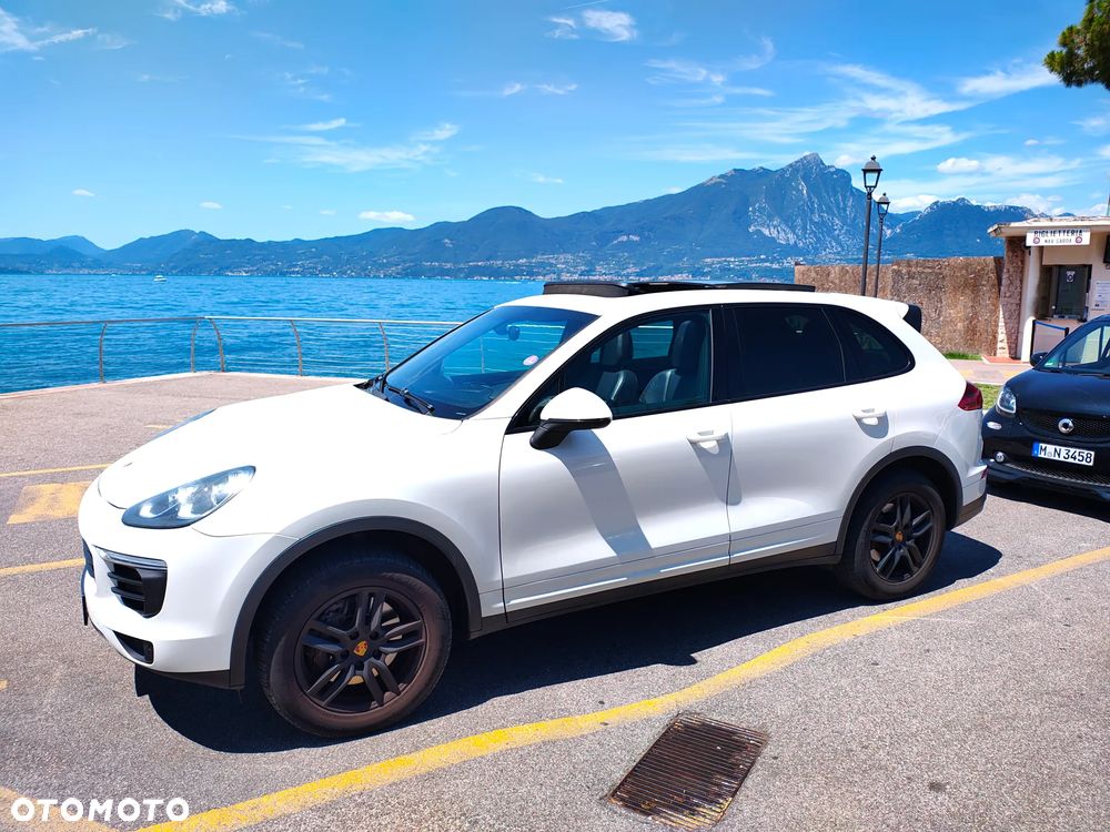 Porsche Cayenne S - 8