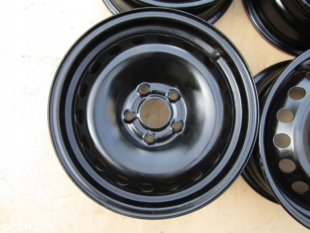 4x Felgi 15 Renault Kangoo II od 2008r- / 6j 5x108 ET44 / Oryginalne - 8
