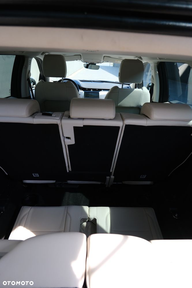 Land Rover Discovery Sport - 22