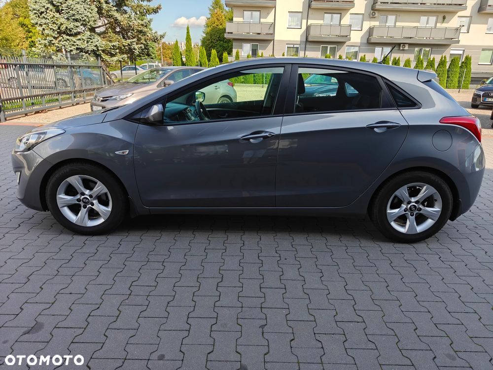 Hyundai i30 1.4 Style - 12