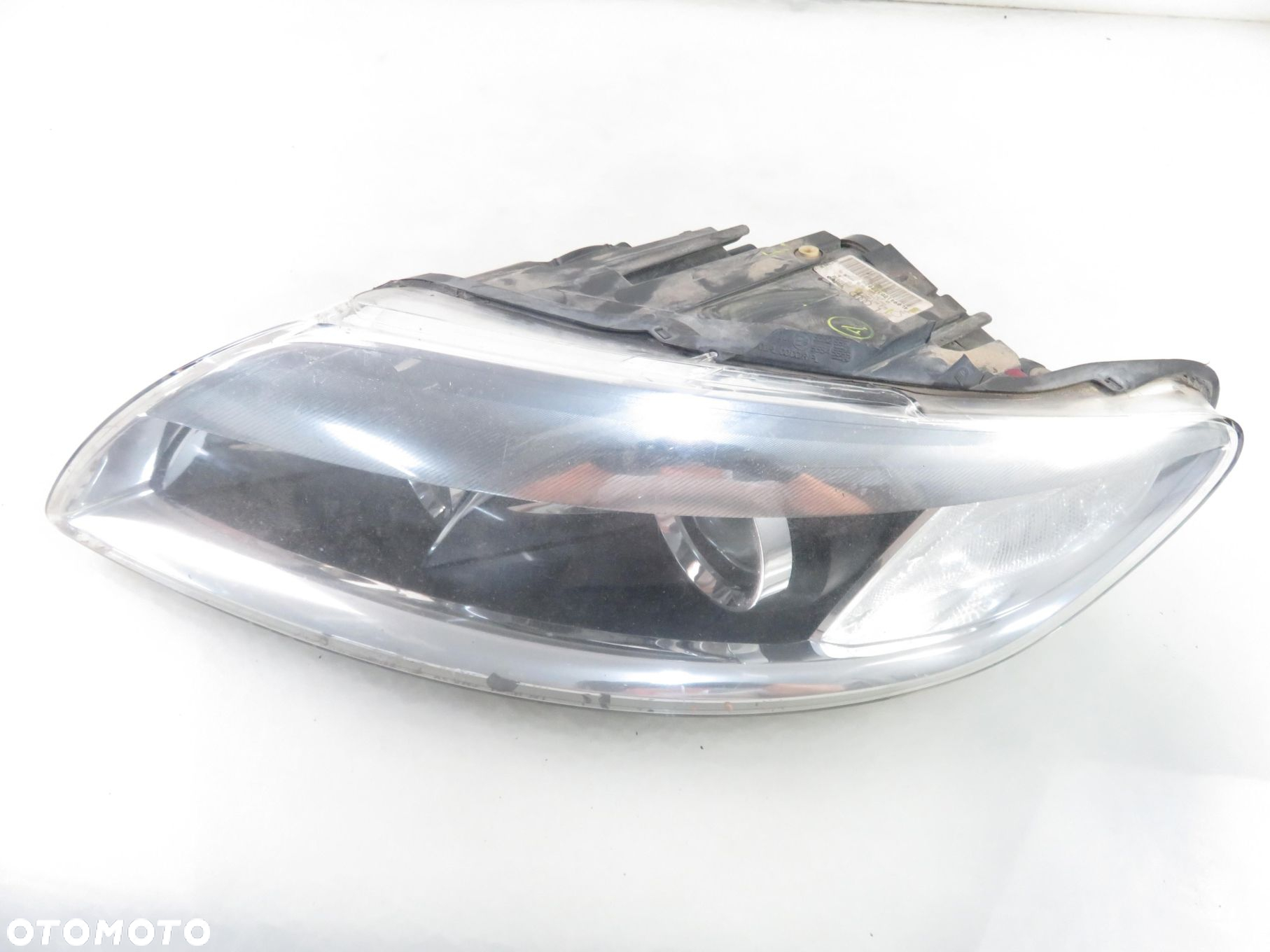 LAMPA LEWA PRZEDNIA AUDI Q7 4L0941003B - 2