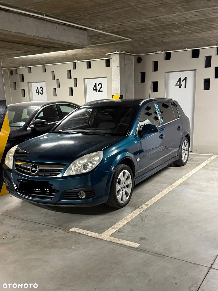 Opel Signum 1.8 Cosmo - 1