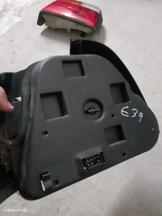 Farol tras lado passageiro bmw e39 - 4