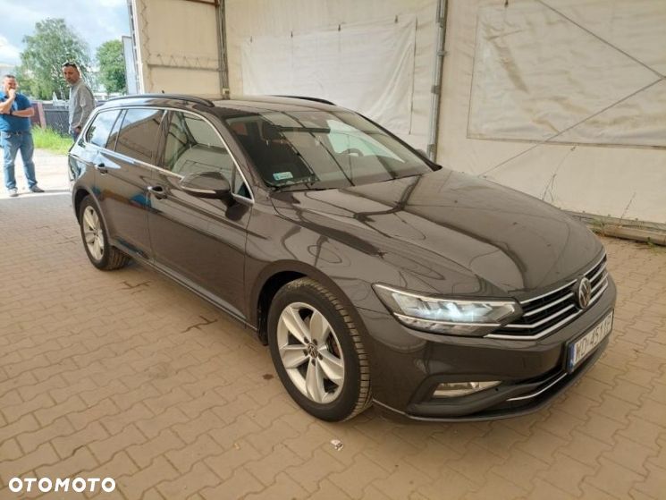 Volkswagen Passat 2.0 TDI Business DSG - 15