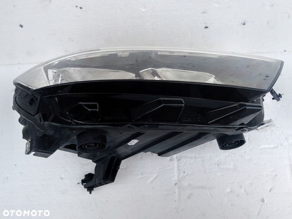 LAMPA PRAWA PRZÓD VW T-ROC ZWYKŁA EUROPA - 5