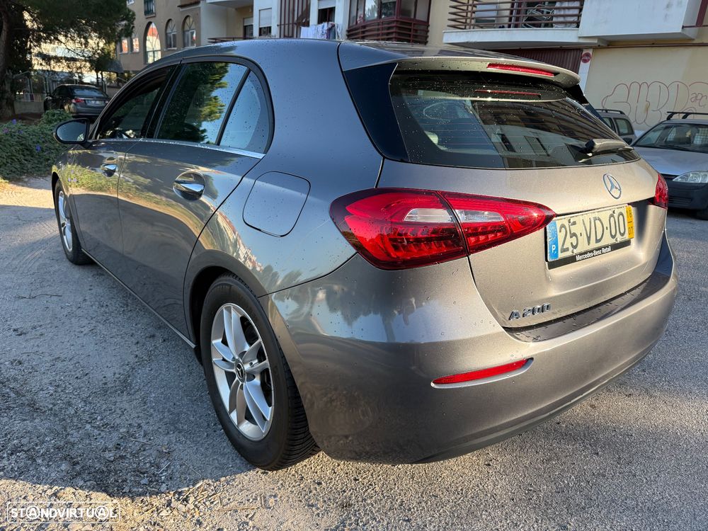 Mercedes-Benz A 200 - 4