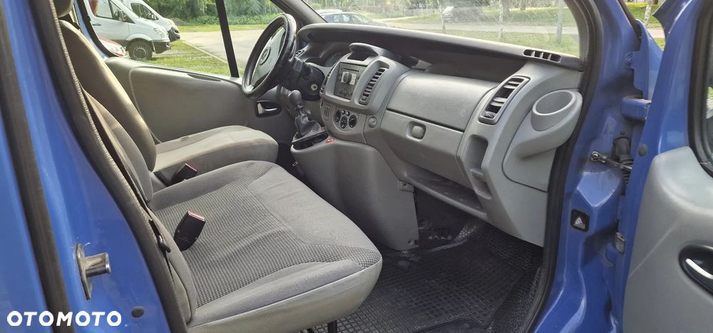 Opel Vivaro L2H1 2.9t - 13