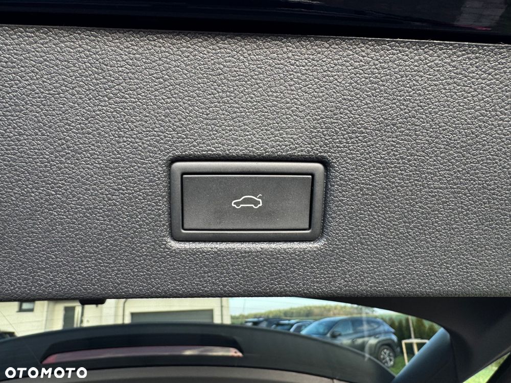 Volkswagen T-Roc 2.0 TDI SCR Style DSG - 27