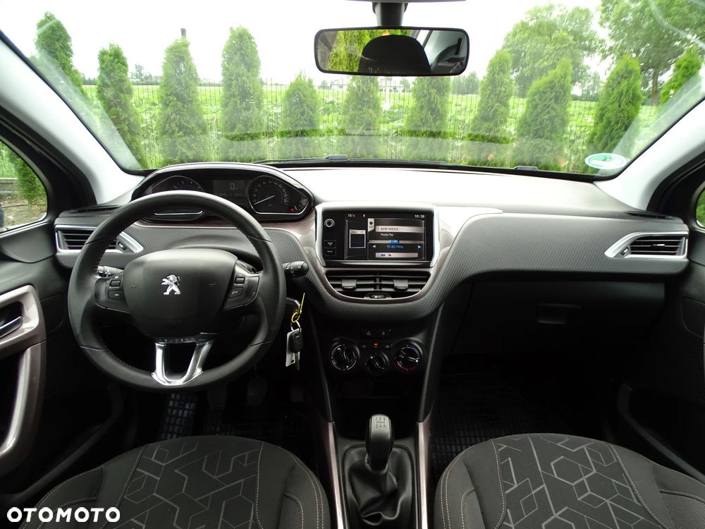 Peugeot 2008 1.2 Pure Tech Active EU6 - 8