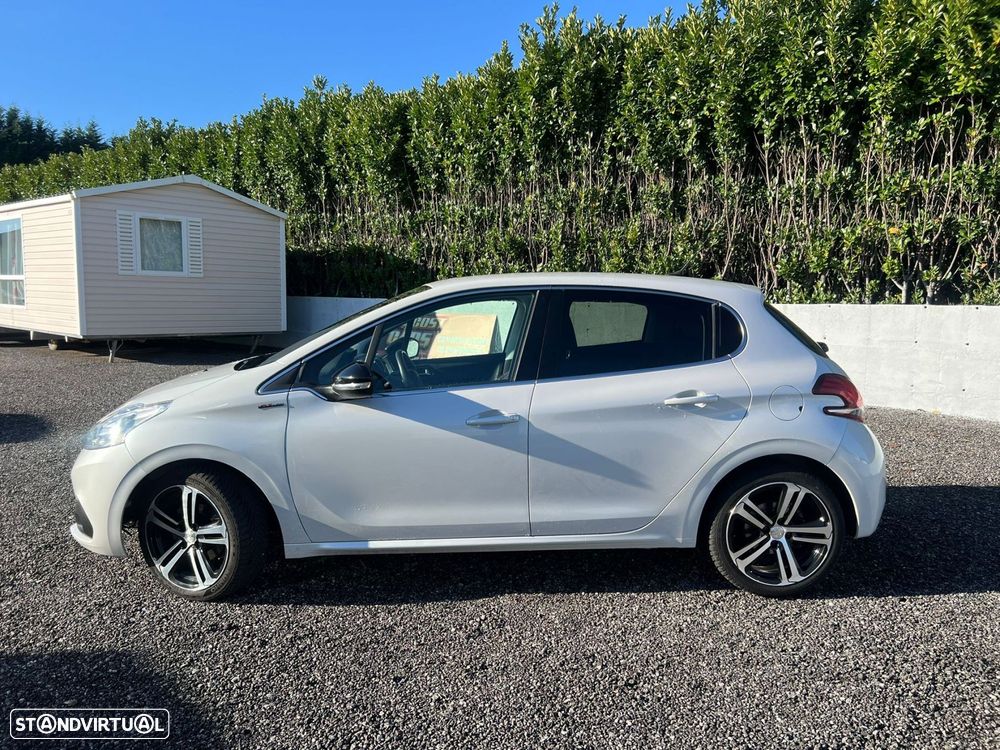 Peugeot 208 1.2 PureTech GT Line - 20