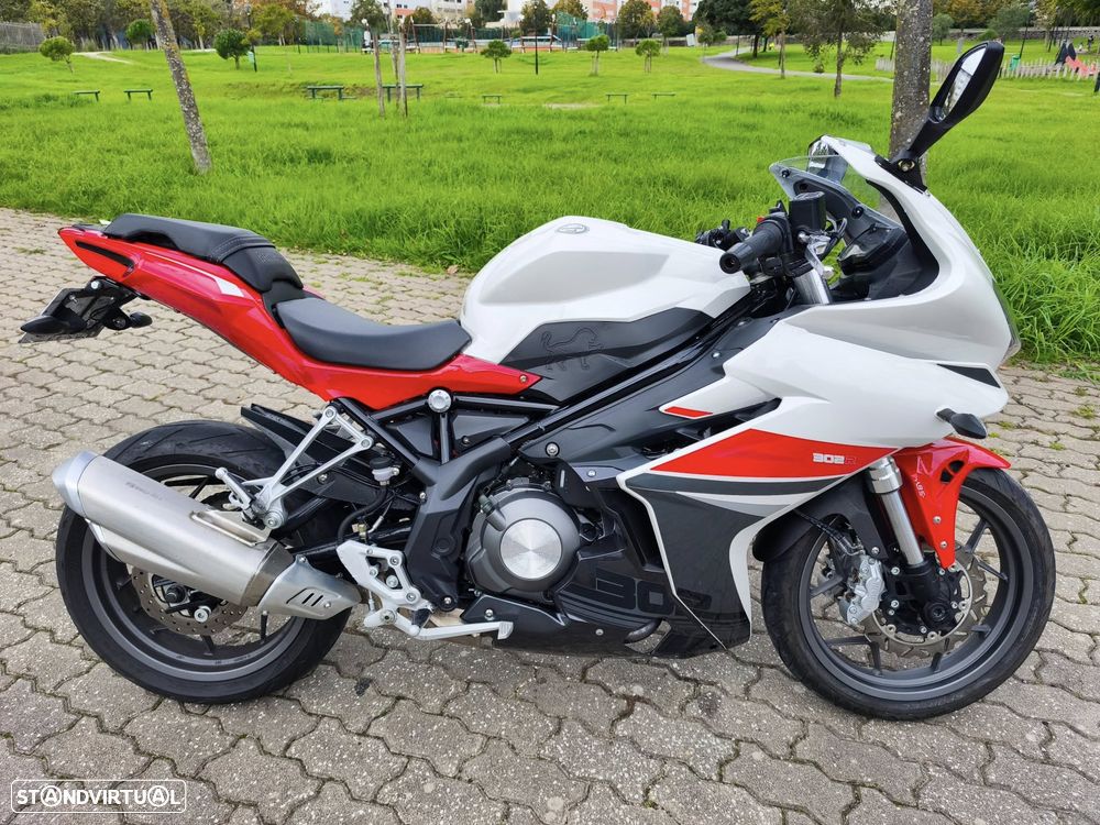 Benelli 302 R Abs - 13