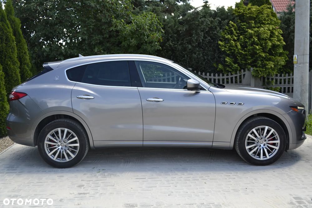 Maserati Levante - 11