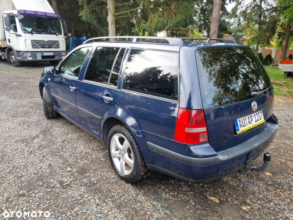 Volkswagen Golf - 5