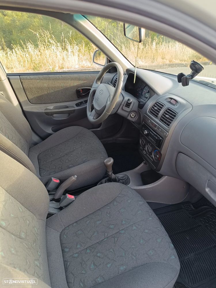 Hyundai Accent 1.5 CRDi Charme - 14