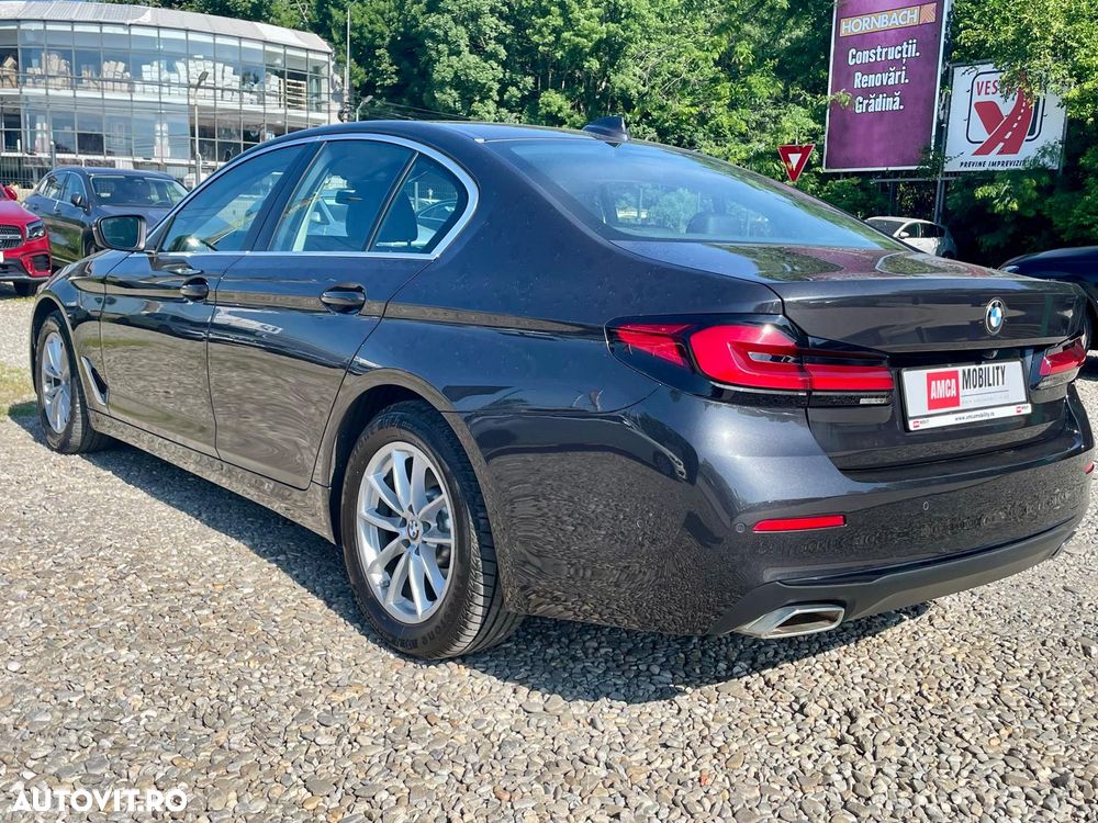 BMW Seria 5 518d Aut. Luxury Line - 7