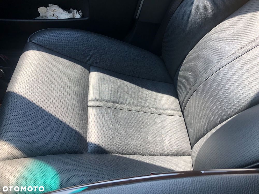 BMW Seria 7 745i L - 12