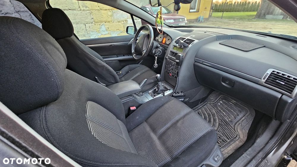 Peugeot 407 - 14