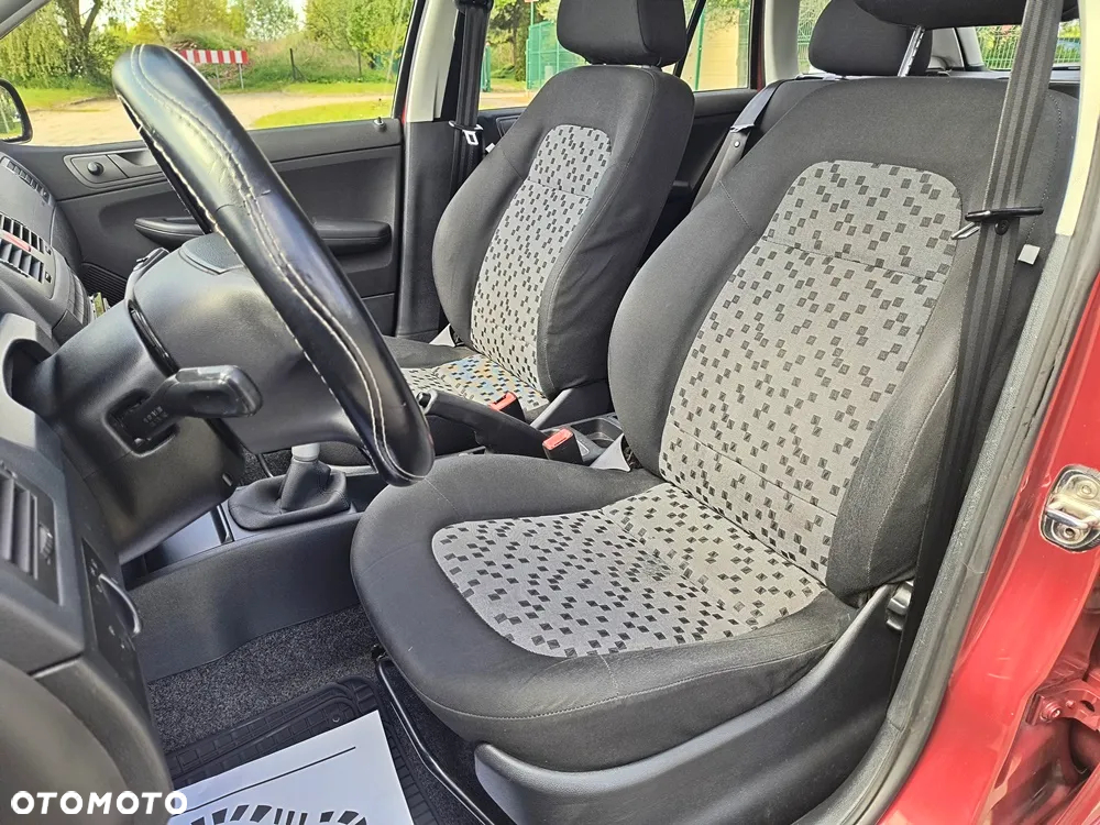 Skoda Fabia 1.4 16V Combi Comfort - 8