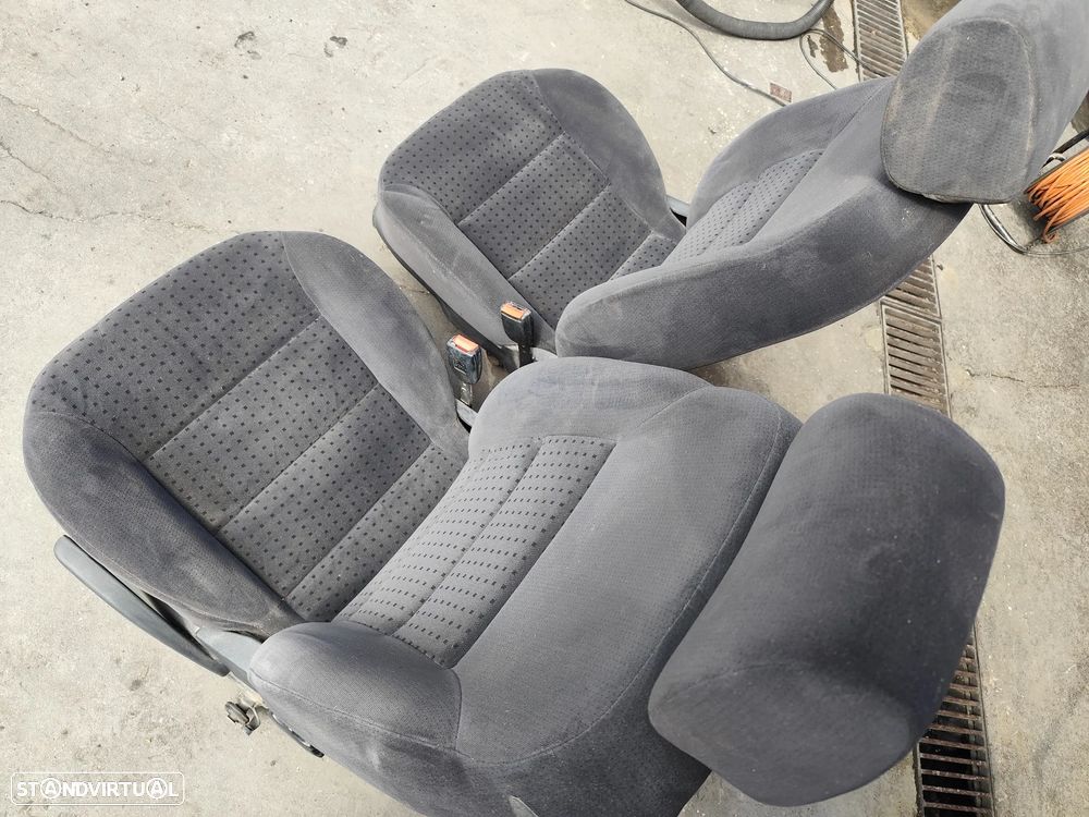 Vw Golf IV 4 - BANCOS FRENTE - 9