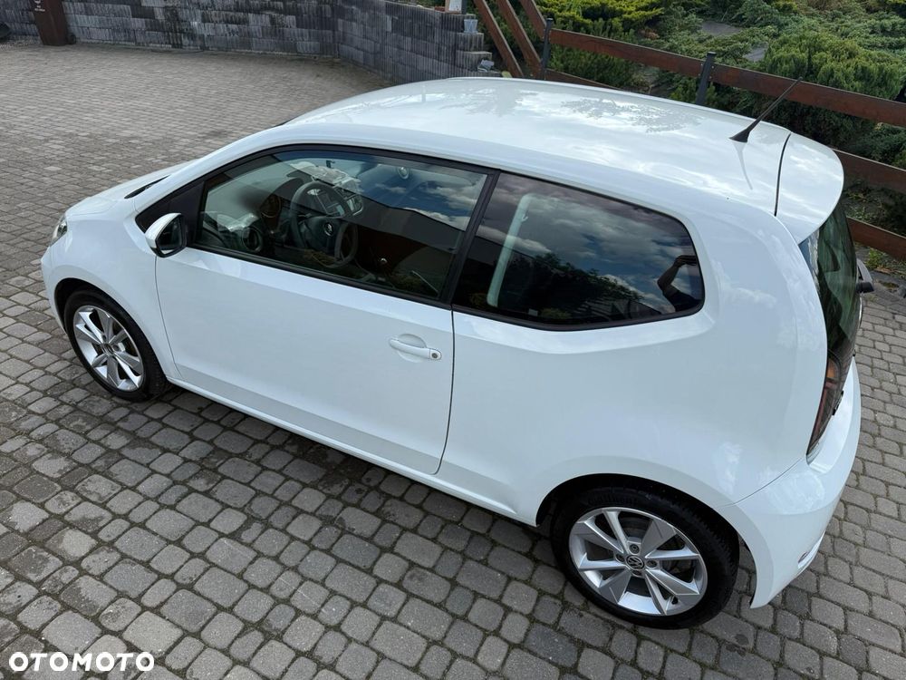 Volkswagen up! white style - 10