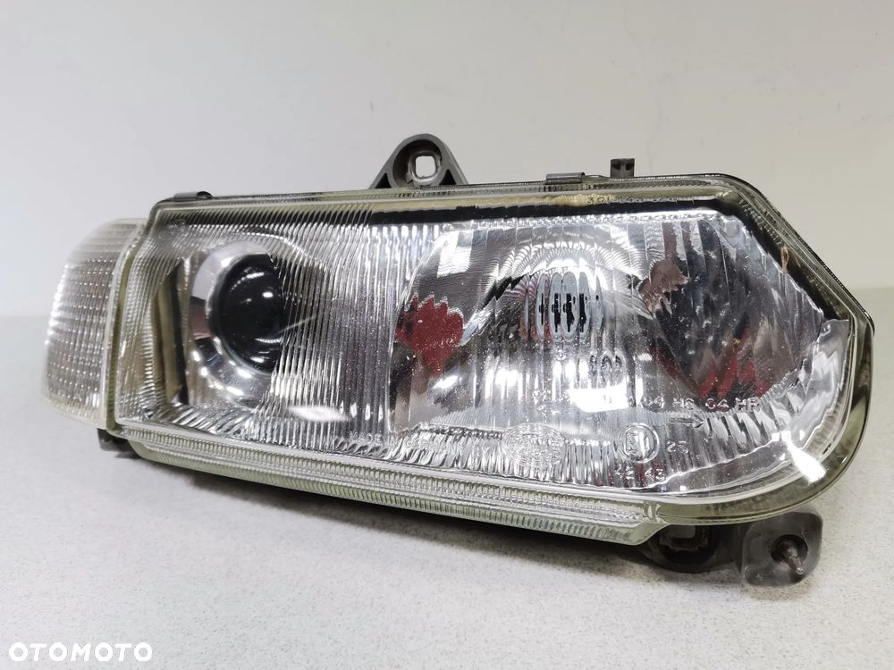 Lampa Reflektor Prawy  ALFA ROMEO 145 / 146 HELLA Oryginał 94-00 - 11
