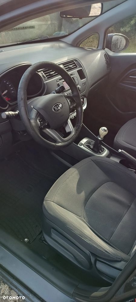 Kia Rio 1.2 Attract - 18