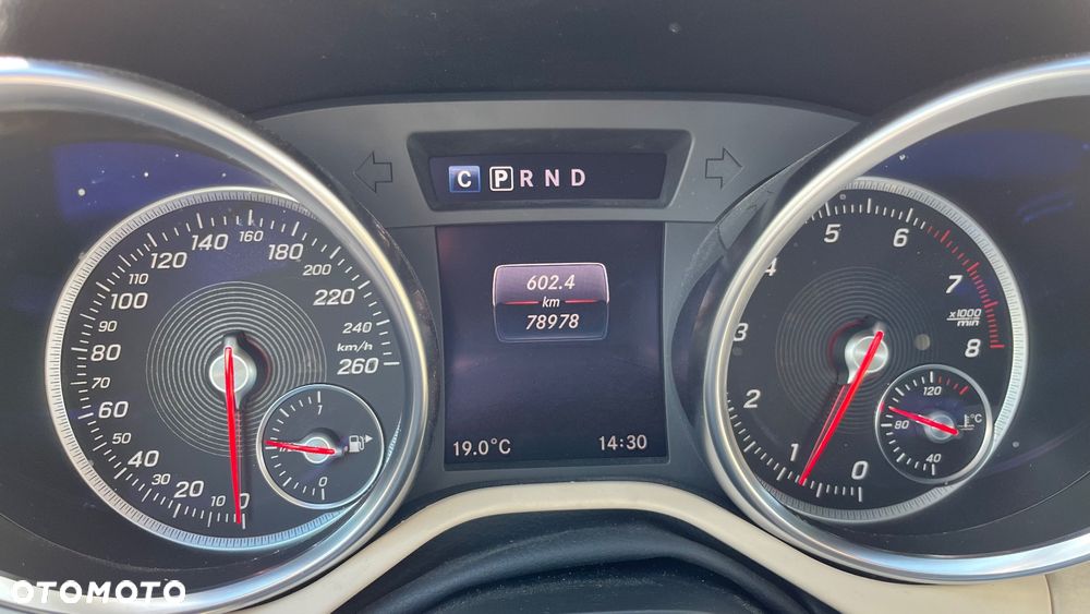 Mercedes-Benz SLC 300 9G-TRONIC Final Edition - 32