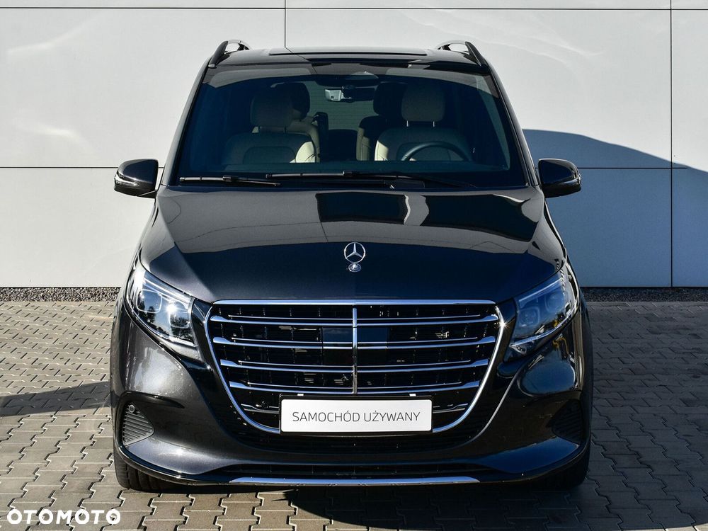 Mercedes-Benz Klasa V - 8