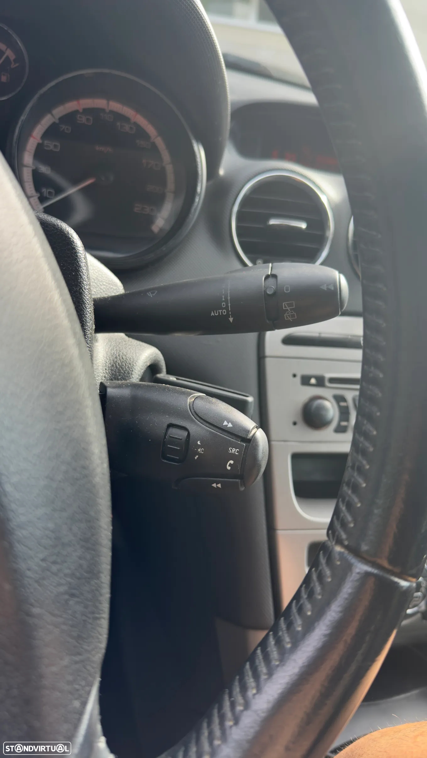 Peugeot 308 1.6 HDi Executive - 23