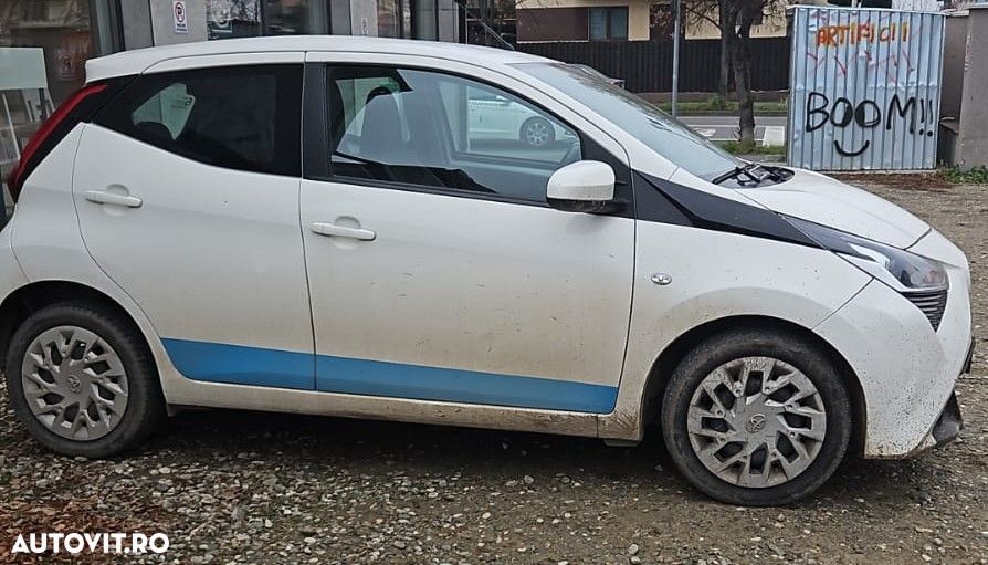 Toyota Aygo 1.0 VVY-I 5 usi X - 3