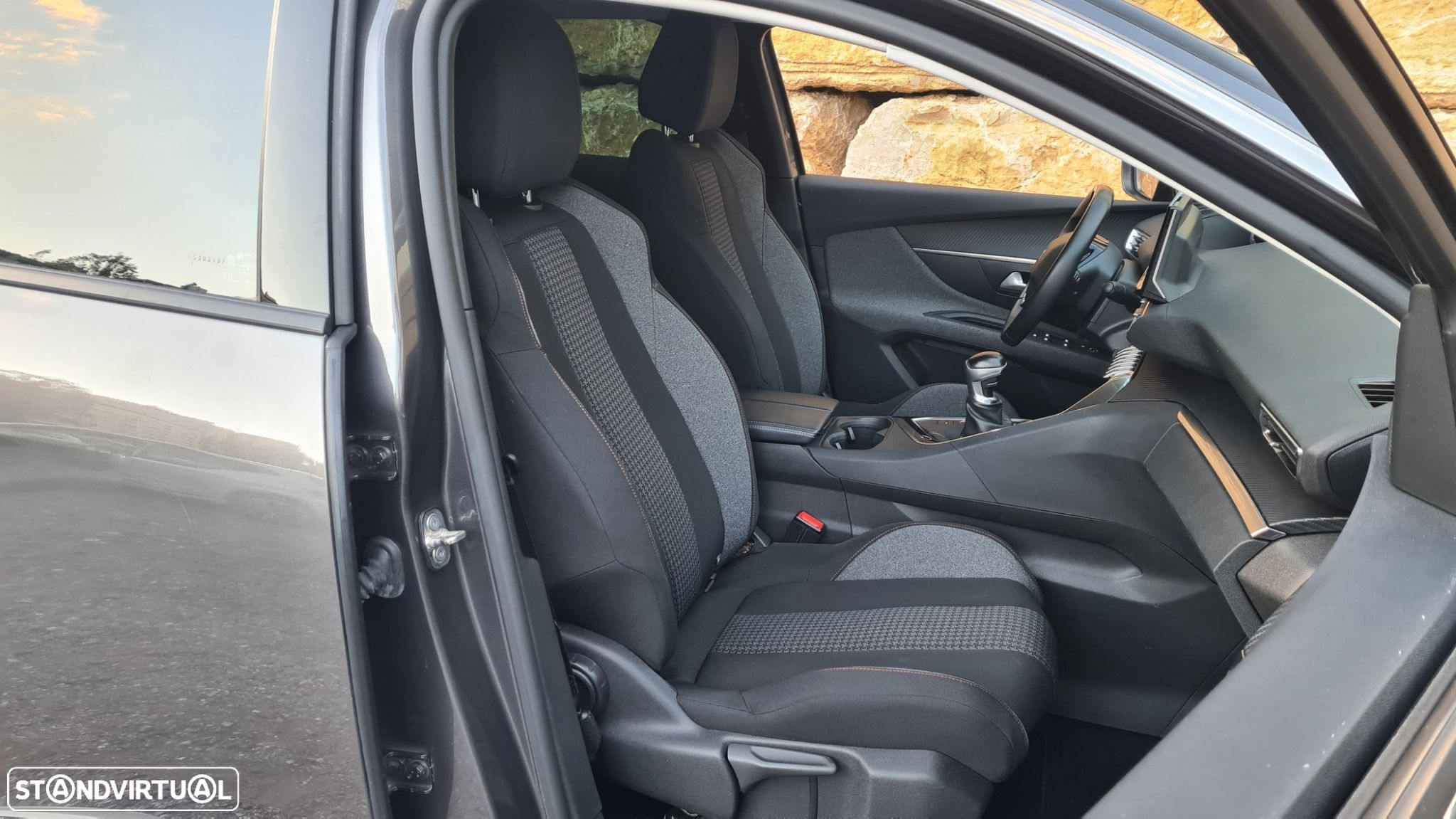 Peugeot 3008 1.5 BlueHDi Active - 42