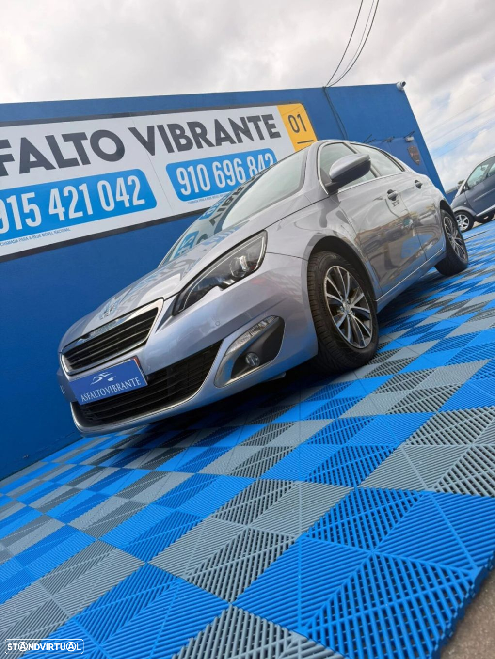 Peugeot 308 1.2 PureTech Allure - 2