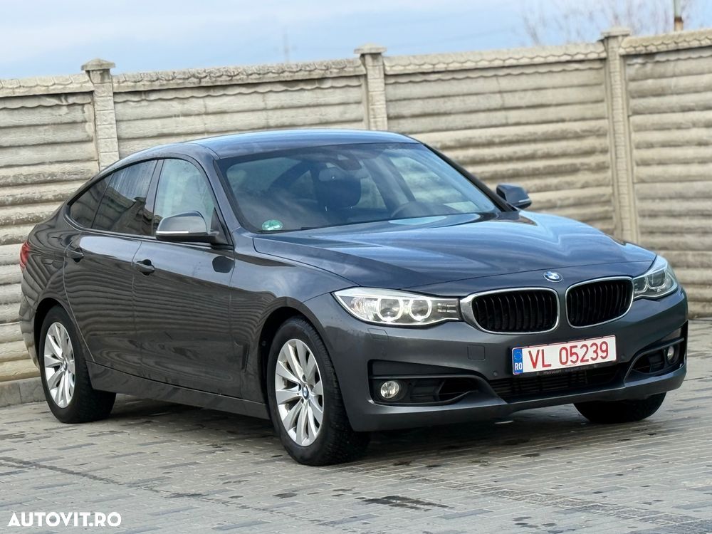 BMW Seria 3 325d Aut. Luxury Line - 1
