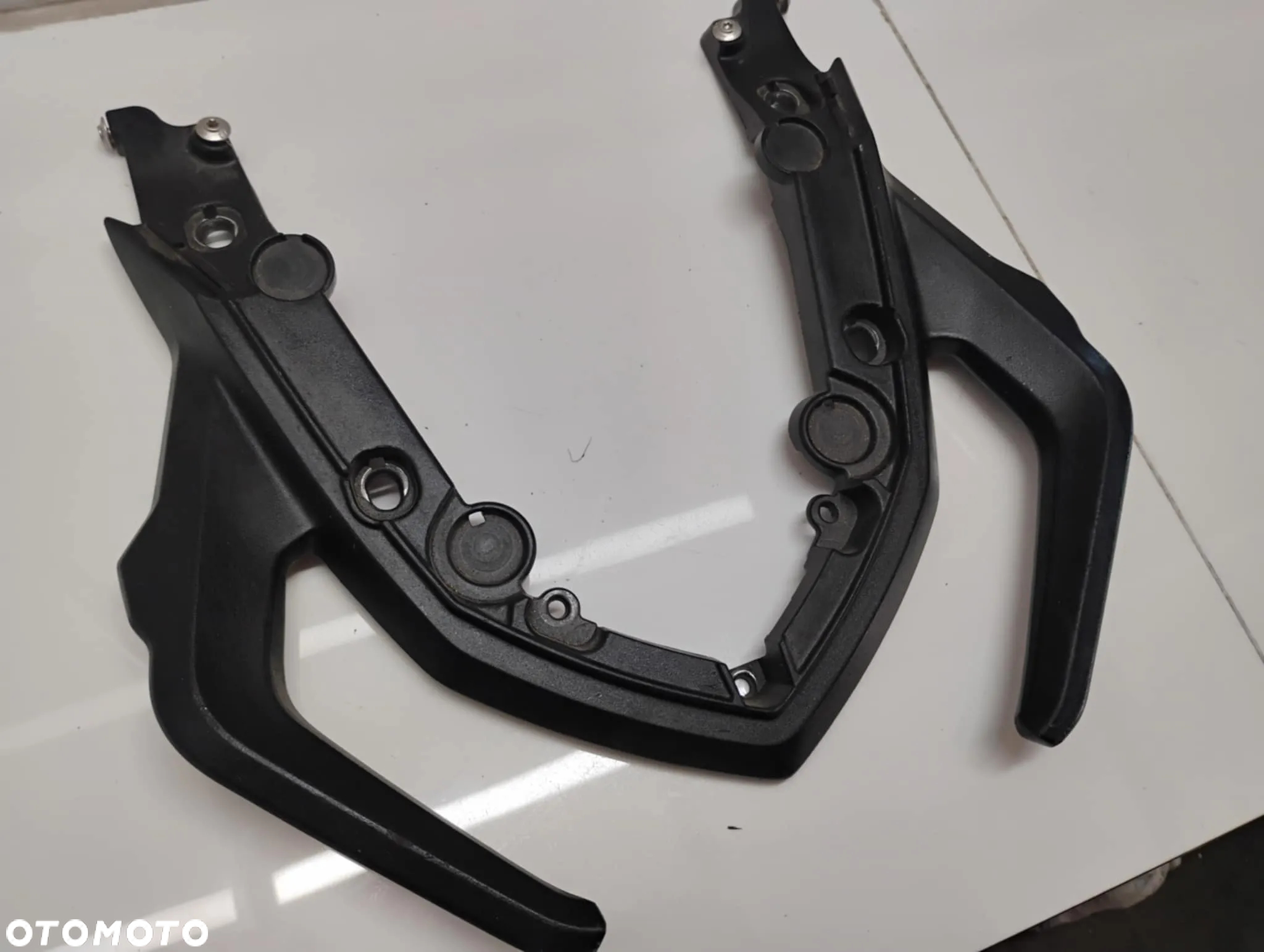 UCHWYT RĄCZKI PASAŻERA BMW F900 R XR K83 K84 ORYGINALNY F900R - 3