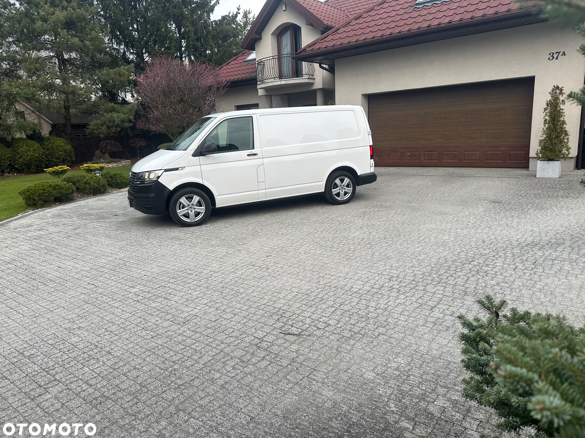 Volkswagen Transporter T6 - 35