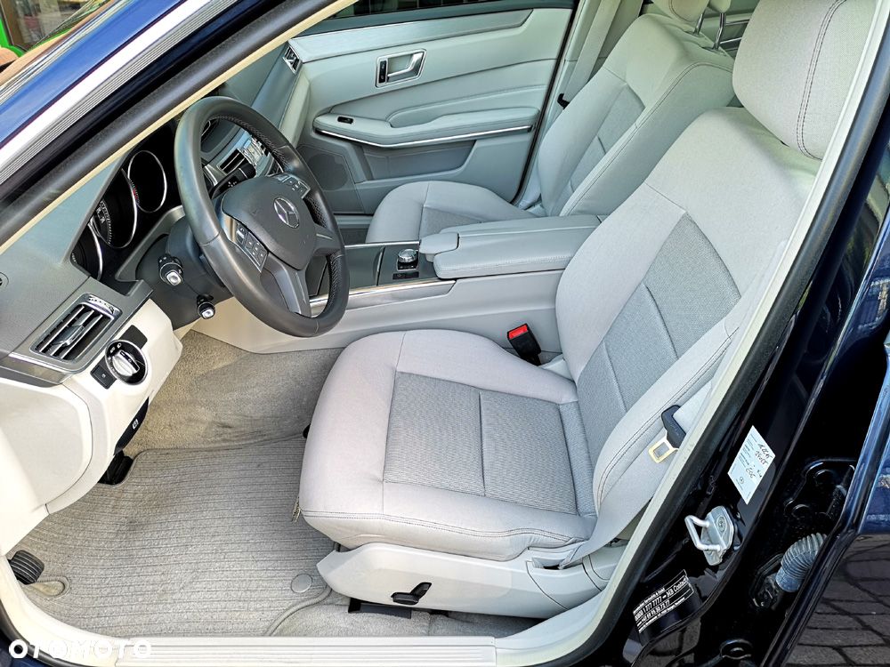 Mercedes-Benz Klasa E 200 7G-TRONIC Edition - 23