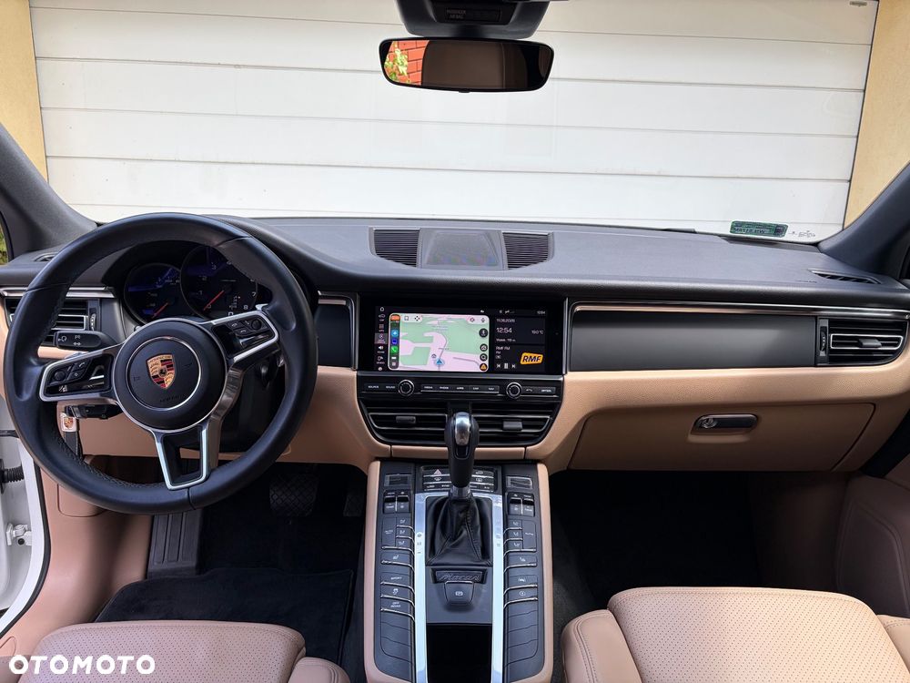Porsche Macan - 10