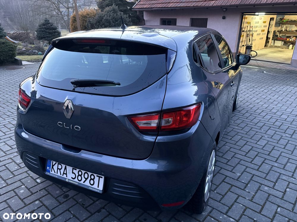 Renault Clio 1.2 16V Alize - 2