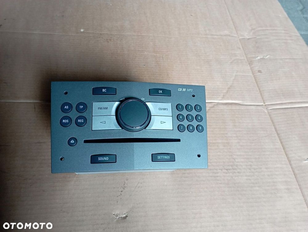 OPEL ANTARA RADIO CD RADIOODTWARZACZ 13251056 - 1