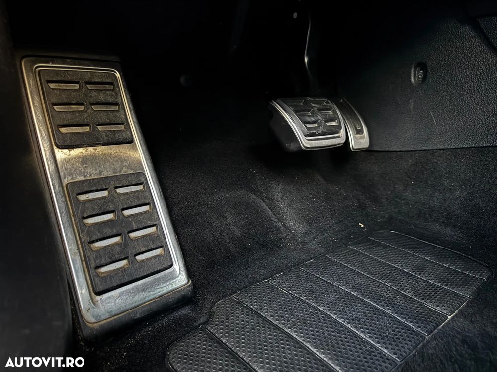 Volkswagen Golf - 13