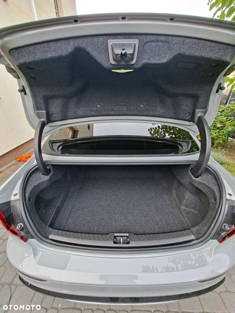 Volvo S60 B5 B AWD Plus Dark - 23