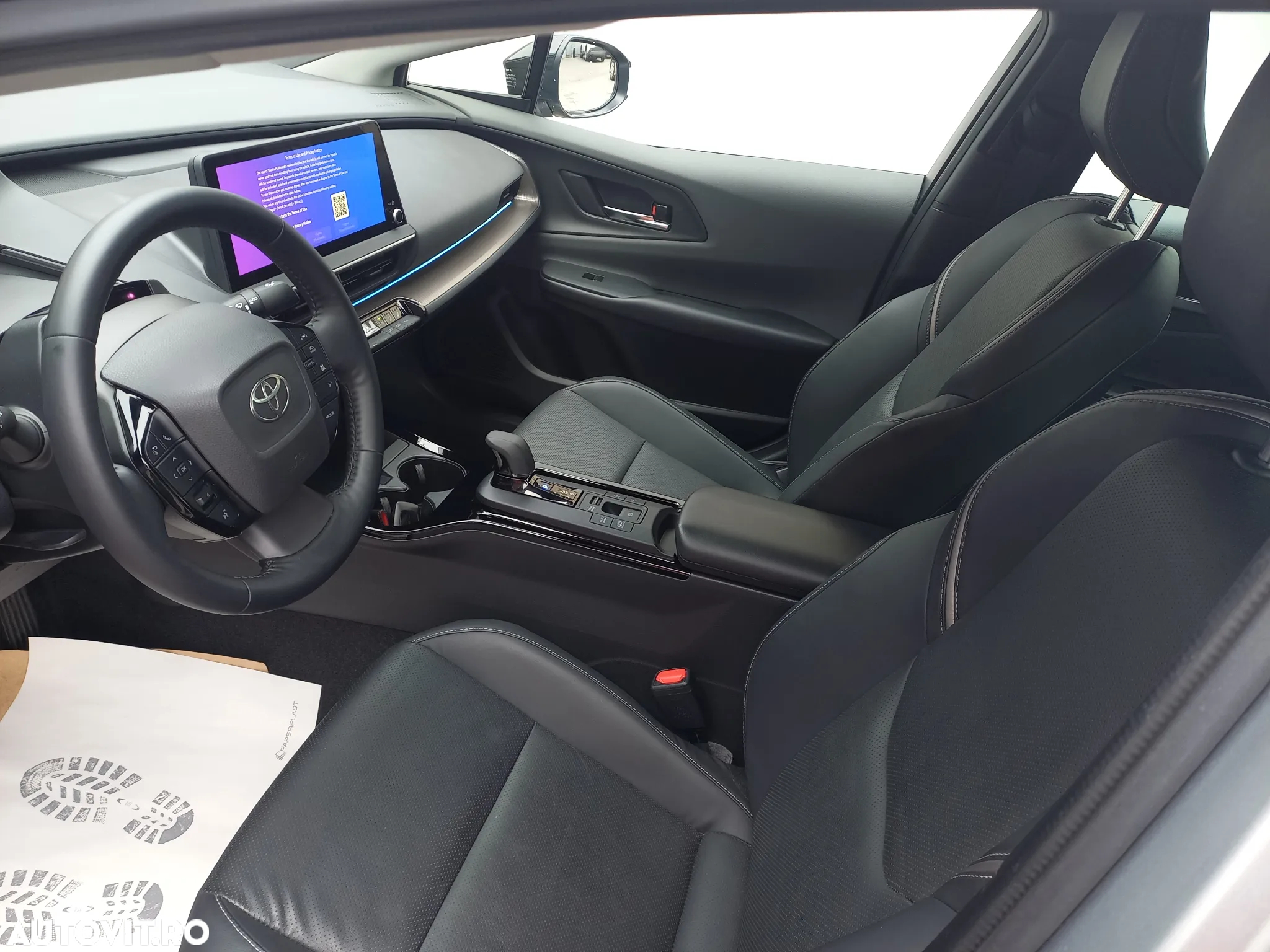 Toyota Prius - 12