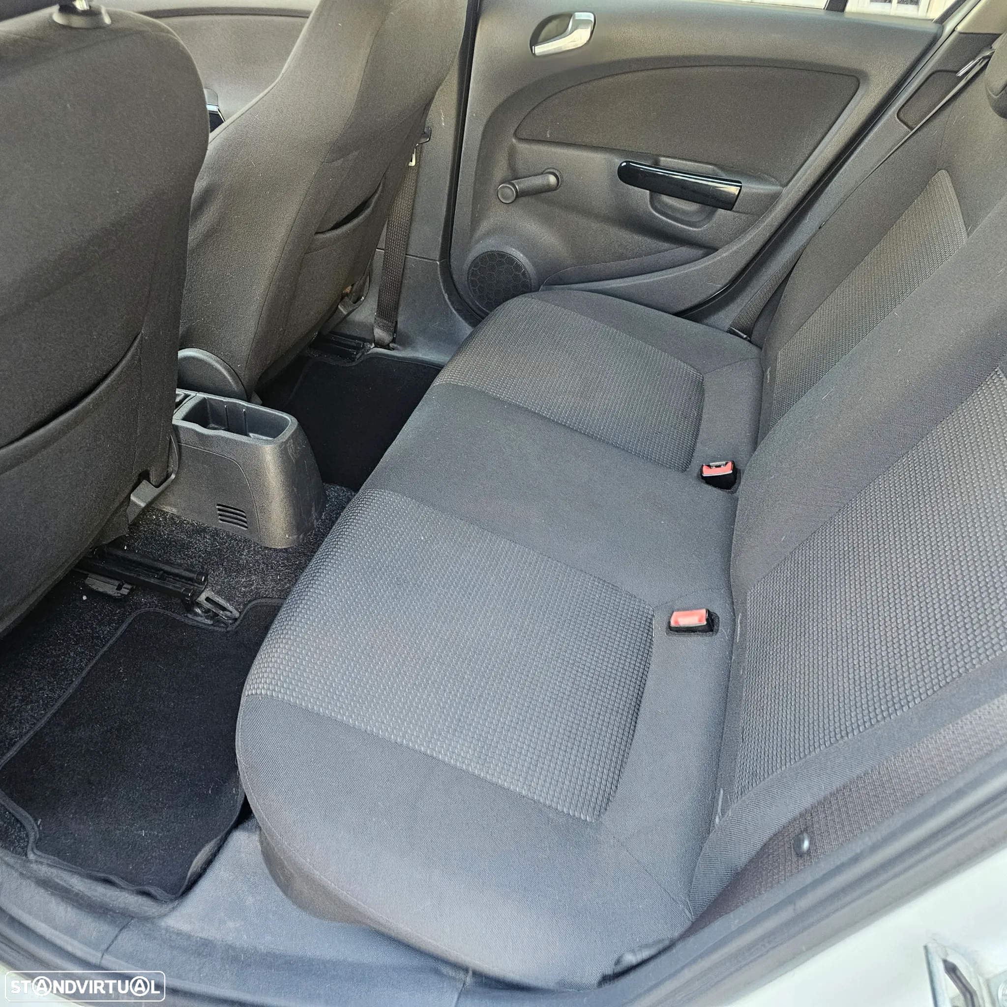 Opel Corsa 1.3 CDTi Cosmo - 17