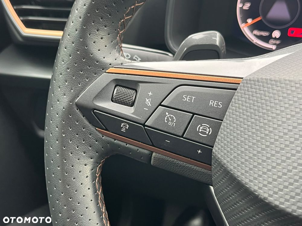 Cupra Formentor 1.5 eTSI mHEV DSG - 16