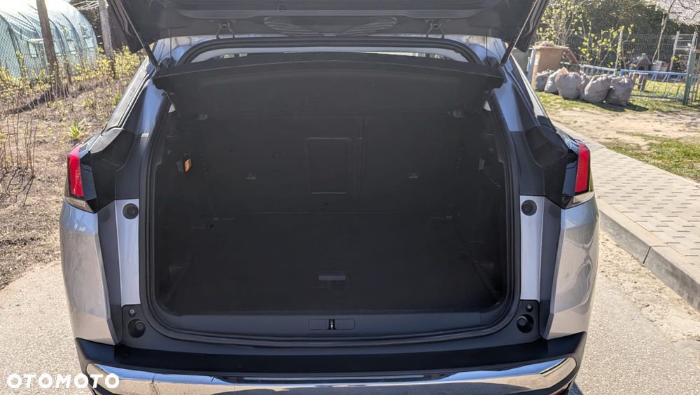 Peugeot 3008 1.5 BlueHDi Active S&S EAT8 - 17