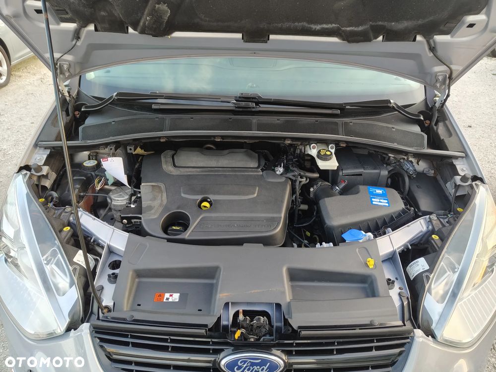 Ford S-Max - 31