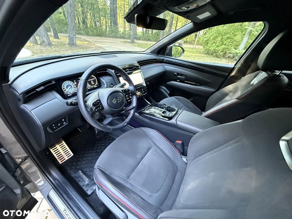 Hyundai Tucson 1.6 T-GDi HEV Executive N Line 4WD - 18