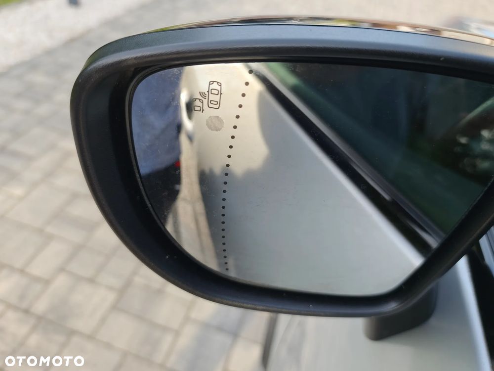 Renault Captur - 22