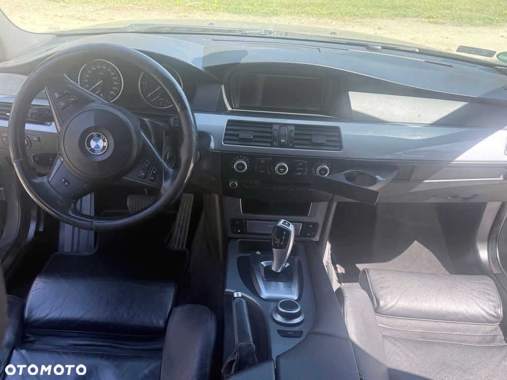 BMW Seria 5 530d Edition Sport - 6