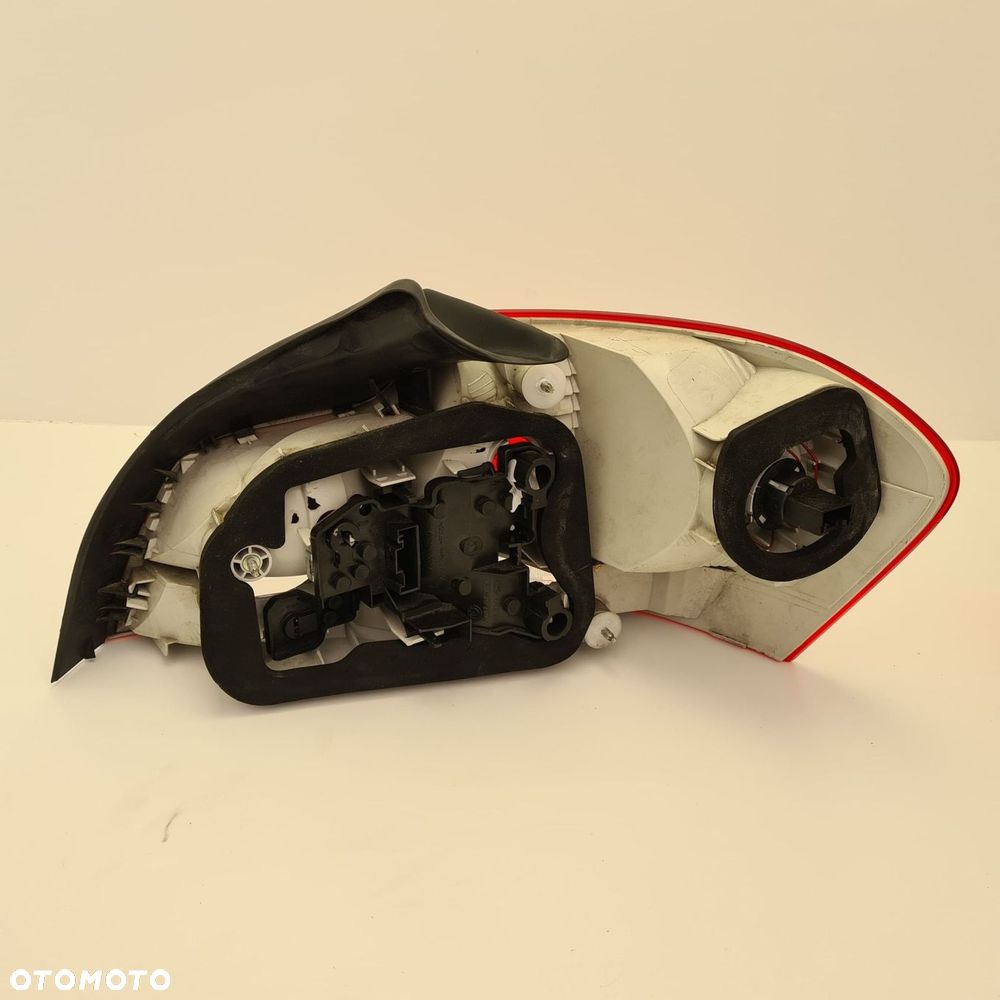 lampa tyl tylna lewa bmw 1 e88 e82 4869809 - 3